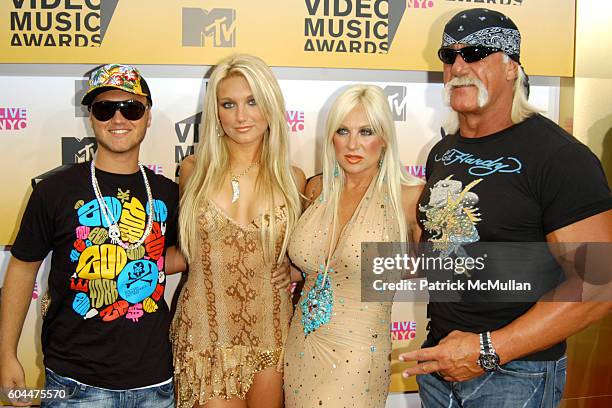 Nick Hogan, Brooke Hogan, Linda Hogan and Hulk Hogan attend 2006 MTV Video Music Awards at Radio City Music Hall on August 31, 2006 in New York City.