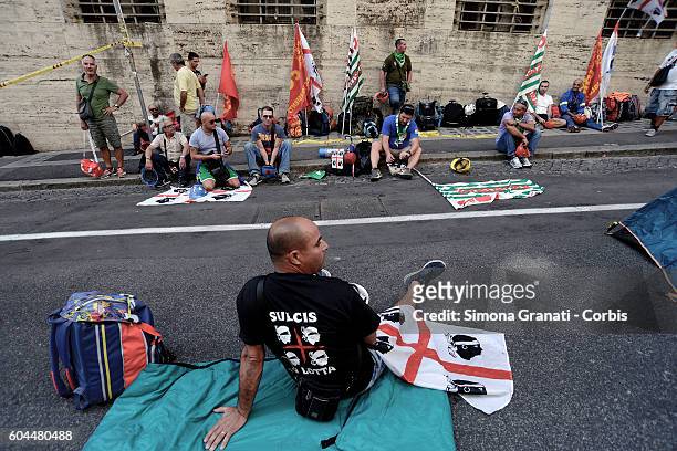 Former Alcoa workers, of Portovesme in Sardinia, protesting at the Ministry of Economic Development, to ask the Government Renzi to say what his...