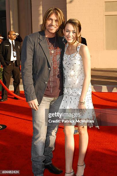 Billy Ray Cyrus attends 34th Annual American Music Awards 2006 Arrivals at Shrine Auditorium on November 21, 2006 in Los Angeles, CA.