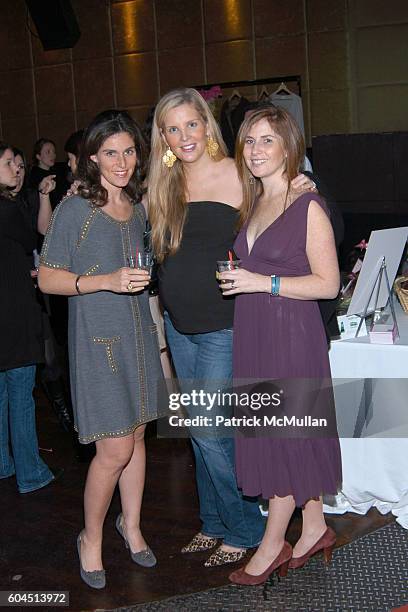 Keri Levitt, Suzy Zinn and Amy Jaffe attend Planned Parenthood NY Partners Benefit at Stereo on November 15, 2006 in New York City.