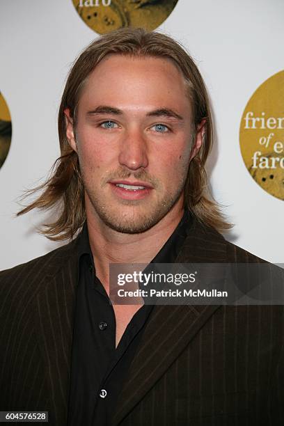 Kyle Lowder attends Molly Sims hosts the 4th Annual Night With The Friends of El Faro - Arrivals at The Music Box on June 17, 2006.