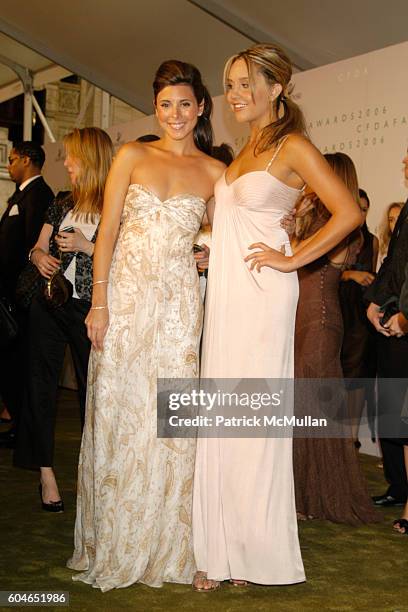 Jamie-Lynn Sigler and Amanda Bynes attend The 2006 CFDA Fashion Awards at The New York Public Library on June 5, 2006 in New York City.