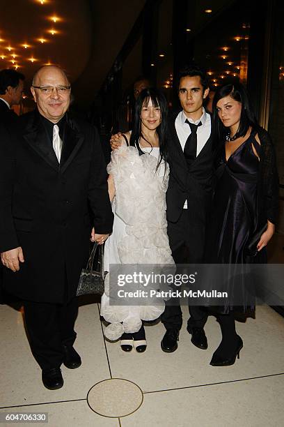 Anthony Minghella, Carolyn Choa, Max Minghella and Leigh Lezark attend Metropolitan Opera Opening Night Dinner at Lincoln Center on September 25,...