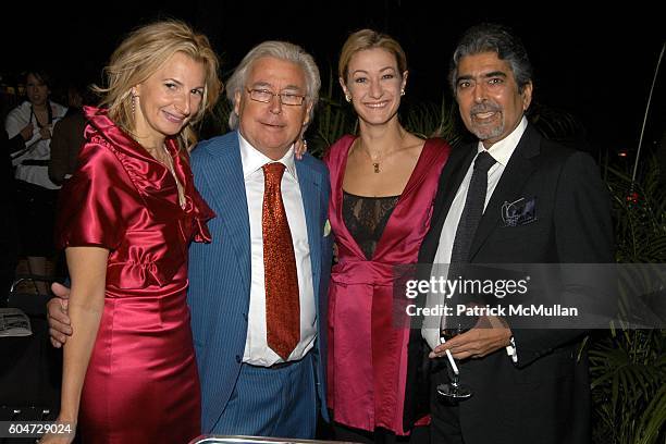 Marisa Acocella Marchetto, Silvano Marchetto, Paula Froelich and Sonny Mehta attend GLAMOUR hosts Marisa Acocella Marchetto's "CANCER VIXEN" Book...