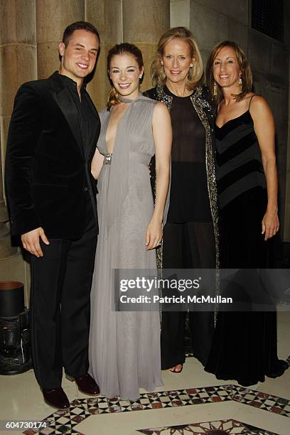 Susan Rimes 15 Susan Rimes Stock Photos, High-Res Pictures, and Images - Getty Images