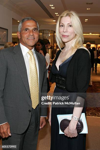 Darcy Righello Robert Donofrio Photos and Premium High Res Pictures - Getty Images