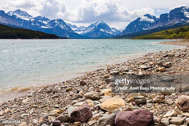 lake sherburne, glacier national park, montana - 2be3 stock pictures, royalty-free photos & images