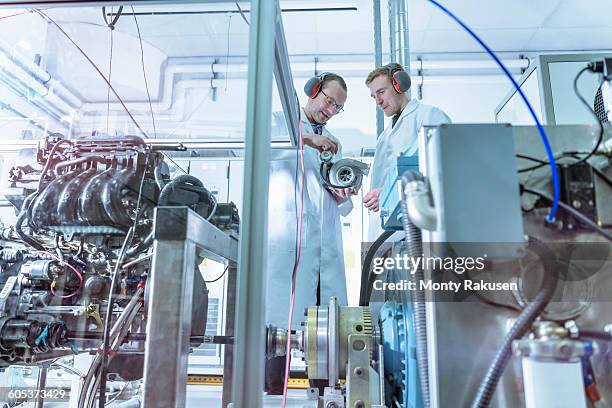 Science Lab Vehicle 2,550 Car Laboratory Stock Photos, High-Res Pictures, and Images ...