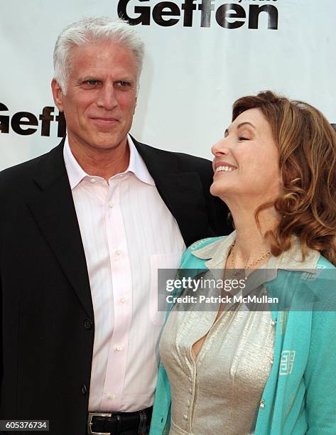 Rela Geffen 51 Mary Steenburgen Backstage At The Geffen Gala Stock Photos, High-Res ...