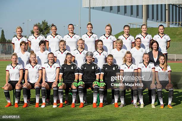 Madeline Gier, Pia-Sophie Wolter, Rieke Dieckmann, Jenny Gaugigl, Saskia Matheis, Anna Gerhardt, Katja Orschmann, Dina Orschmann, Ricarda Kiessling;...