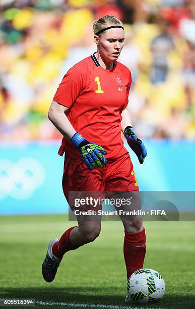 Hedvig Lindahl of Sweden in action during the Olympic Womens Semi Final Football match between Brazil and Sweden at Maracana Stadium on August 16,...