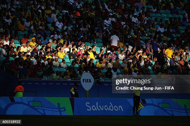 Fans watch during the Men's Football Quarter Final match between Nigeria and Denmark on Day 8 of the Rio 2016 Olympic Games at Arena Fonte Nova on...