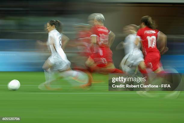 Elise Bussaglia of France runs with the ball during the Women's Football Quarter Final match between Canada and France on Day 7 of the Rio 2016...