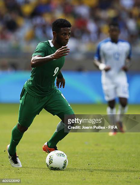 Imoh Ezekiel of Nigeria controls the ball during the Men's Olympic Football Bronze Medal match between Honduras and Nigeria at Mineirao Stadium on...