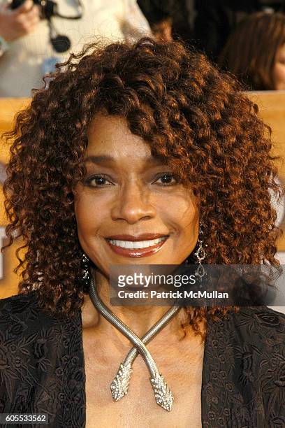 Beverly Todd attends 12th Annual Screen Actors Guild Awards - Arrivals at Shrine Auditorium on January 29, 2006 in Los Angeles, CA.