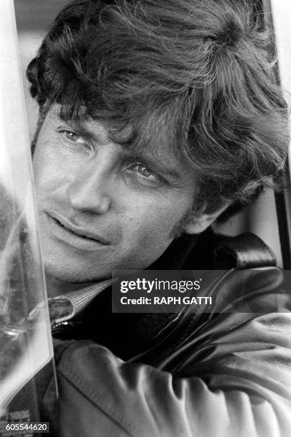 French actor Francis Huster poses on October 21, 1978 in Nice on the set of the film "Les Égouts du paradis" directed by José Giovanni, based on a...