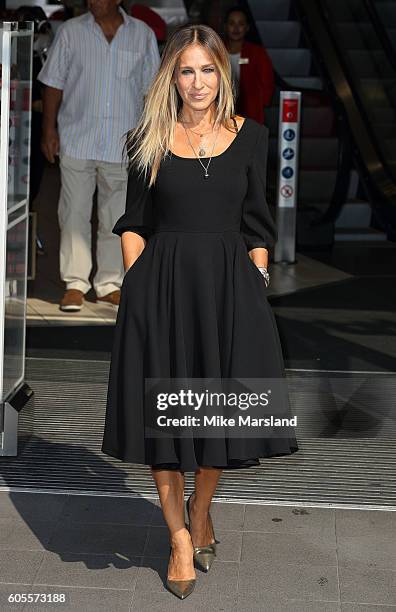 Sarah Jessica Parker attends a photocall as she launches her new fragrance 'Stash' at Boots Piccadilly Circus on September 14, 2016 in London,...