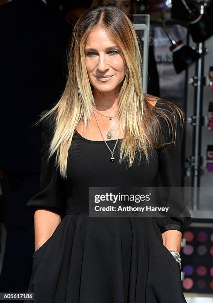 Sarah Jessica Parker attends a photocall at the launch of her new fragrance 'Stash' at Boots Piccadilly Circus on September 14, 2016 in London,...