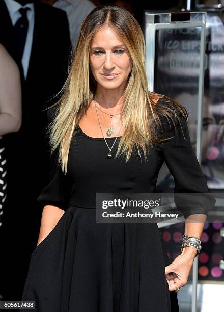 Sarah Jessica Parker attends a photocall at the launch of her new fragrance 'Stash' at Boots Piccadilly Circus on September 14, 2016 in London,...