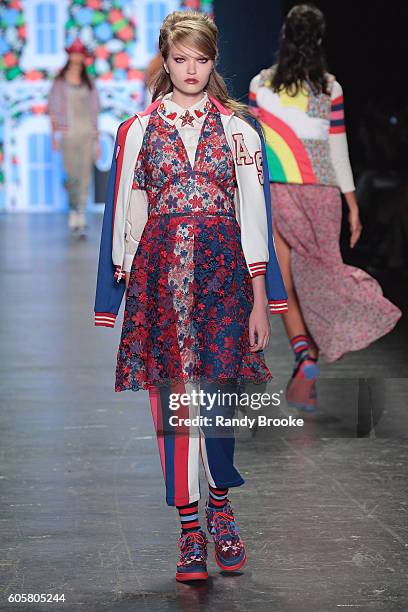 Model walks the runway during the Anna Sui September 2016 New York Fashion Week: The Shows Spring 2017 season at The Arc, Skylight at Moynihan...