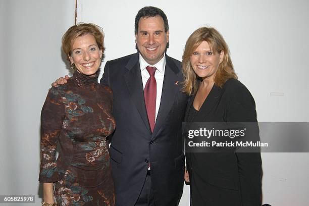 Jacqui Lividini, Steve Sadove and Lisa Paulson attend SAKS FIFTH AVENUE and INSTYLE MAGAZINE launch event for KEY TO THE CURE benefiting the...