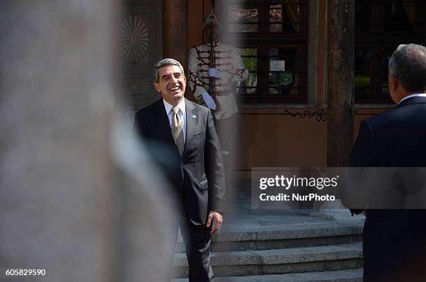 The Bulgarian president Rosen Plevneliev/L/ and the Portuguese president Marcelove Rebel of death Sousa/R/, during the &quot;Arraiolos&quot; meeting...