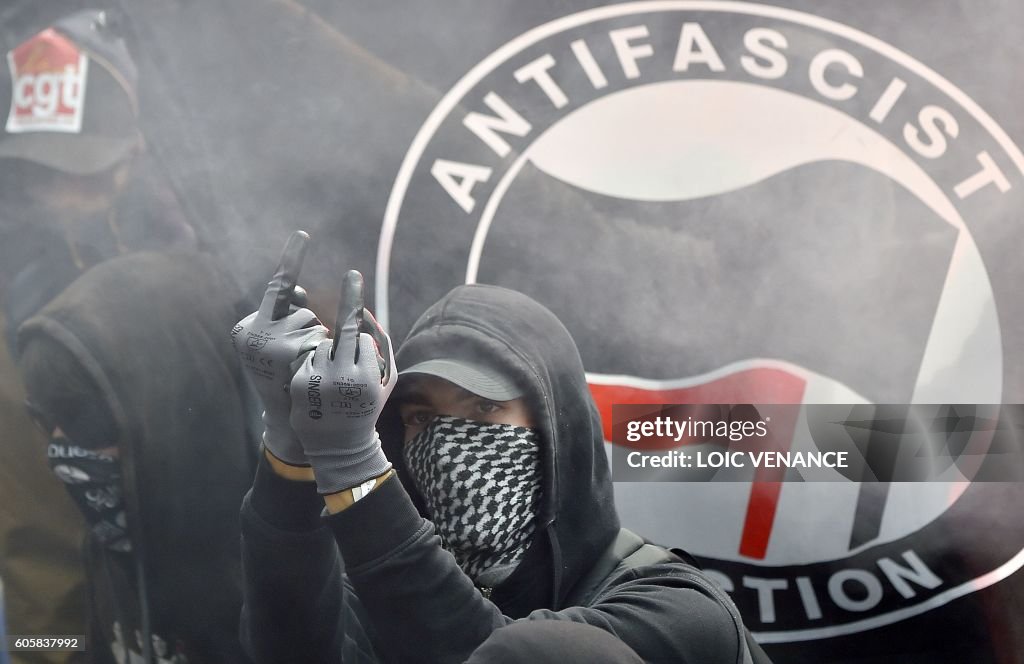 TOPSHOT-FRANCE-POLITICS-LABOUR-PROTEST