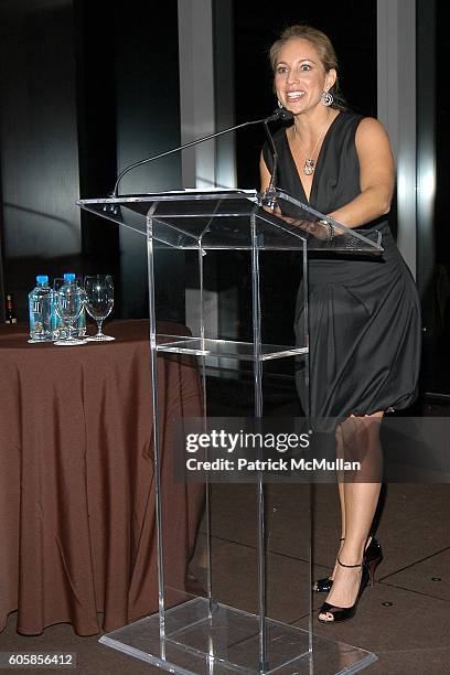 Lauren Glassberg attends LIVE4LIFE Benefit Gala at Mandarin Oriental on October 16, 2006 in New York City.