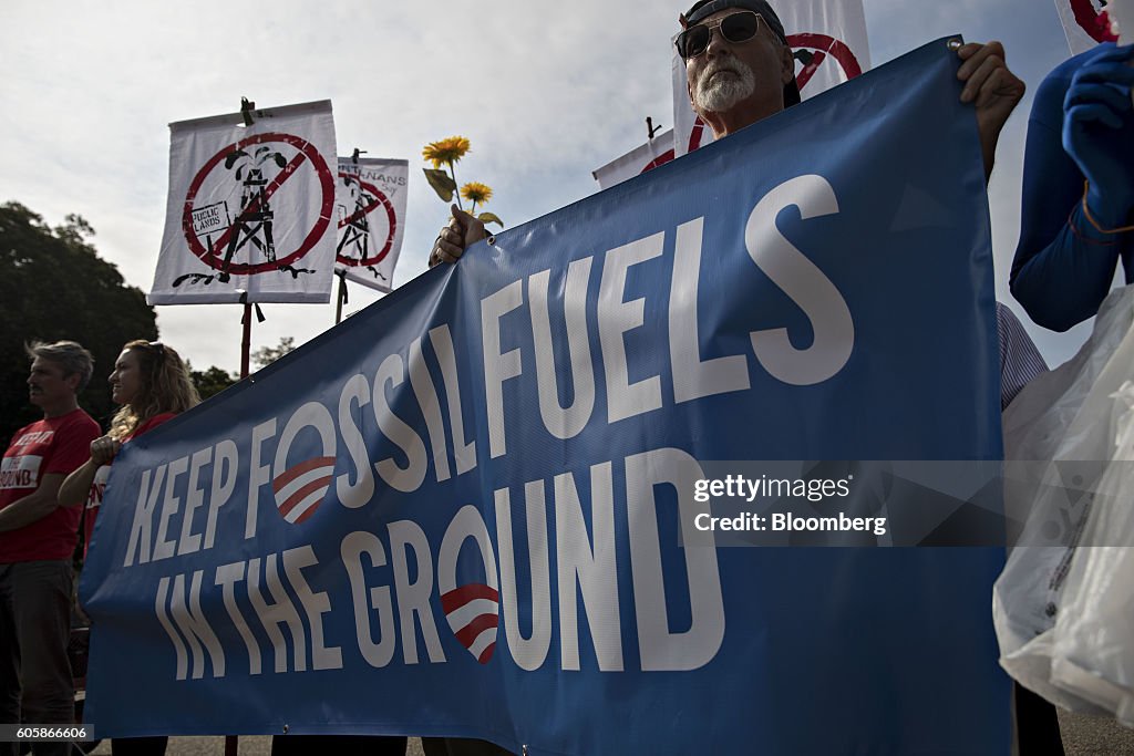 'Keep It In The Ground' Protest Outside The White House Over Fossil Fuel Leasing And The Dakota Pipeline