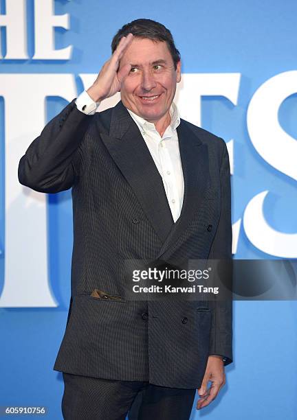 Jools Holland arrives for the World premiere of "The Beatles: Eight Days A Week - The Touring Years" at Odeon Leicester Square on September 15, 2016...