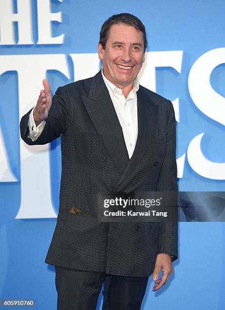 Jools Holland arrives for the World premiere of "The Beatles: Eight Days A Week - The Touring Years" at Odeon Leicester Square on September 15, 2016...