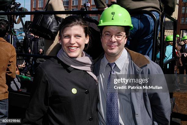 Jennifer Hoppa and Jeffrey Manzer attend Groundbreaking Ceremony for New Park on the High Line at High Line Rail Viaduct on April 10, 2006 in New...