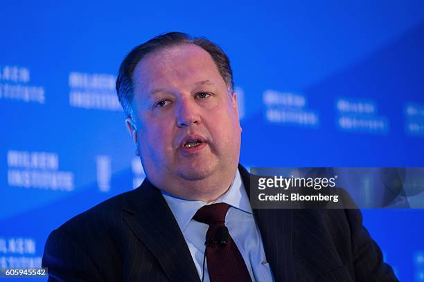 Paul Vosper, executive vice president at Pacific Investment Management Co. , speaks at the Milken Institute Asia Summit in Singapore, on Friday,...