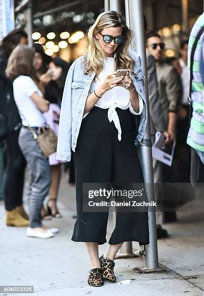 Guests are seen outside the Marc Jacobs show during New York Fashion Week Spring 2017 on September 15, 2016 in New York City.