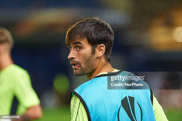 Manu Trigueros looks on prior during the UEFA Europa League match at Estadio El Madrigal, Villarreal on september 15, 2016.