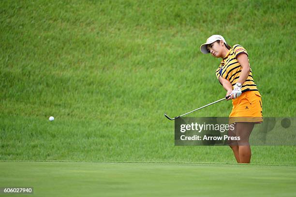 Bo-Me Lee of Southkorea chips onto the 1st green during the first round of the Munsingwear Ladies Tokai Classic 2016 at the Shin Minami Aichi Country...