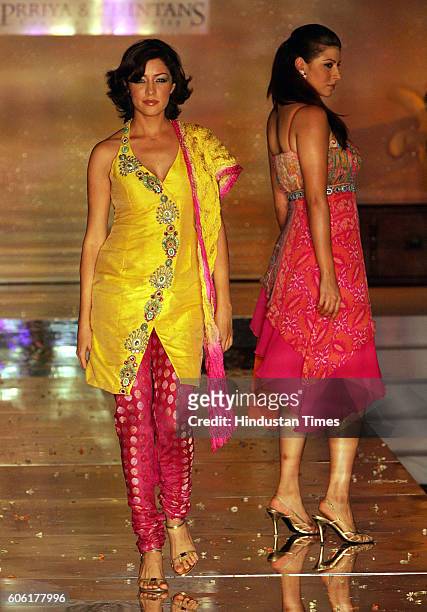Models - Aditi Govitrikar Priya-Chintan fashion show at Taj land's end on Wednesday.