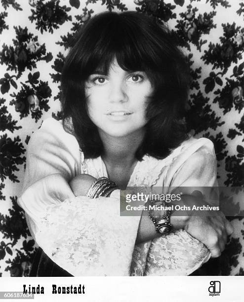Singer Linda Rondstadt poses for a portrait for the cover of the album "Don't Cry Now" in 1973.