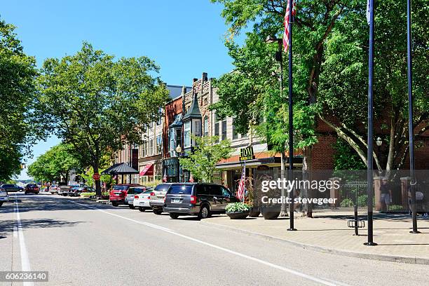 shopping street in downtown holland, michigan - holland michigan stock pictures, royalty-free photos & images