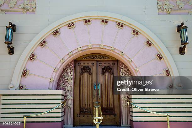 art deco building - napier imagens e fotografias de stock