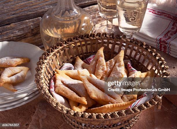 bugnes - beignets bildbanksfoton och bilder