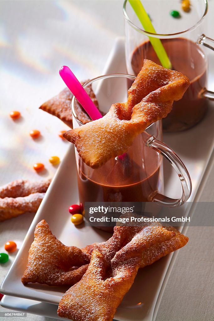 Orange flower fritters (topic: Provence)