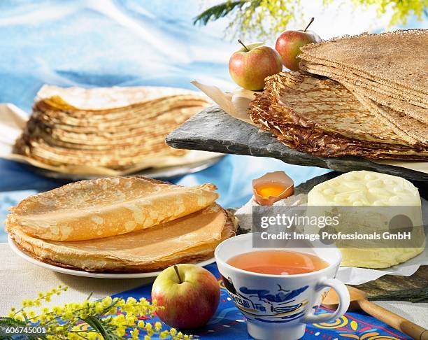 breton pancakes - galette fotografías e imágenes de stock