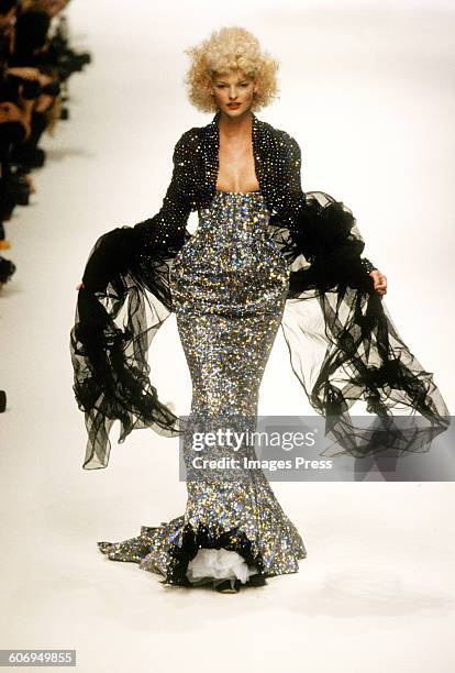 Linda Evangelista at the Vivienne Westwood Spring 1995 show circa 1994 in Paris, France.