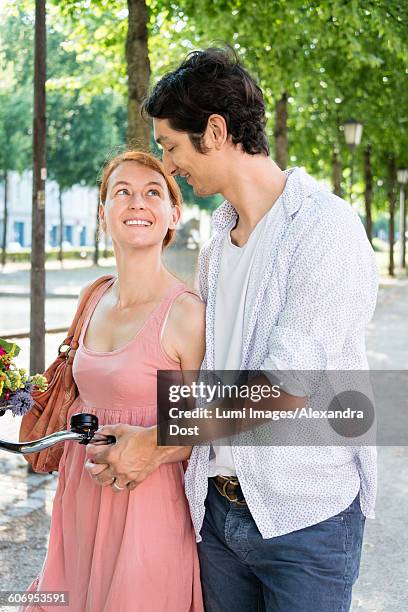 couple falling in love in summer - alexandra dost stockfoto's en -beelden