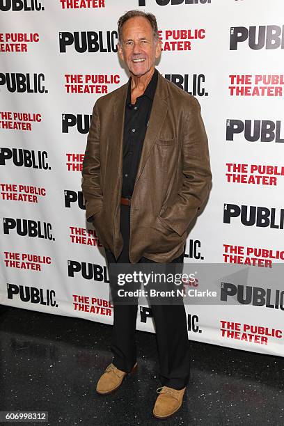 Jon Devries 103 Jon Devries Stock Photos, High-Res Pictures, and Images - Getty Images