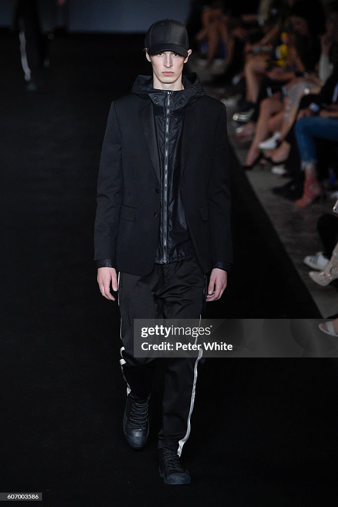 Rag & bone - Runway - September 2016 - New York Fashion Wee
