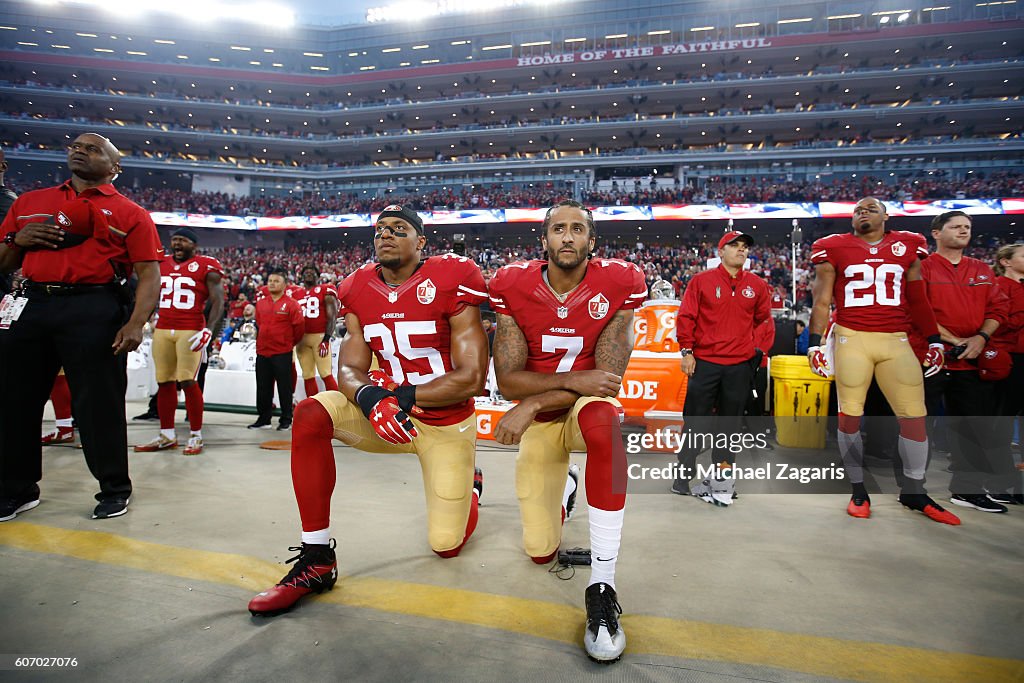 Los Angeles Rams v San Francisco 49ers