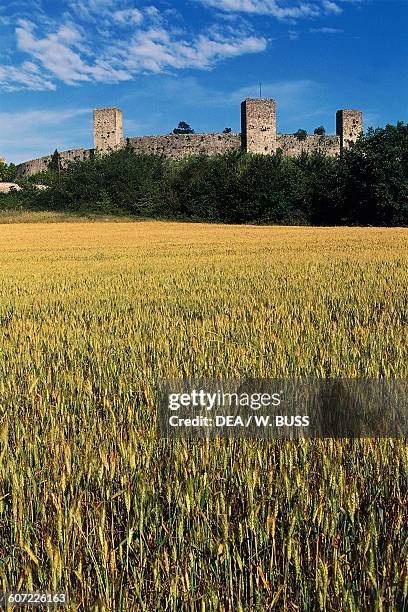 The walls of Monteriggioni, Tuscany. Italy, 13th-16th century.