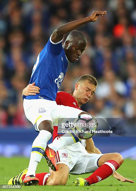 Enner Valencia of Everton battles with Ben Gibson of Middlesbrough during the Premier League match between Everton and Middlesbrough at Goodison Park...